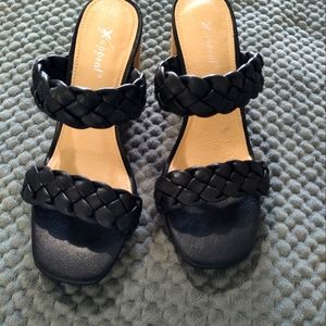Black heel sandals